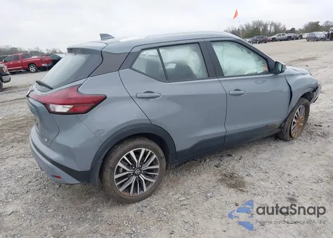 2021 Nissan Kicks Sv Xtronic Cvt z USA, uszkodzony, nr VIN 3N1CP5CV6ML541188